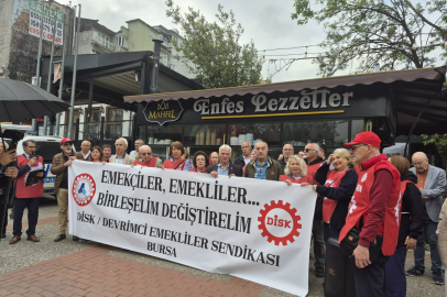 Bursa’da Emekli İsyanı: “Bu Düzen Emekliyi Açlığa, Hastalığa ve Sessiz Ölüme Mahkûm Ediyor”