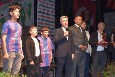 Gümüşpınar’da Bayram Coşkusu Binleri Buluşturdu: Futbol Turnuvasından Muhteşem Konsere Uzanan Unutulmaz Gece