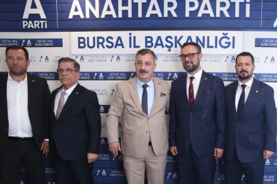 Bursa'da Yeniden Refah’tan Anahtar Parti’ye bir katılım daha!