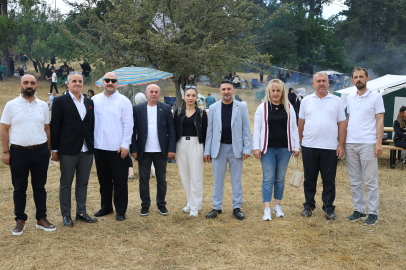 Anahtar Parti Gürsu İlçe Başkanlığı, Erzurum Dernekler Federasyonu Piknik Şöleni'ne Katıldı