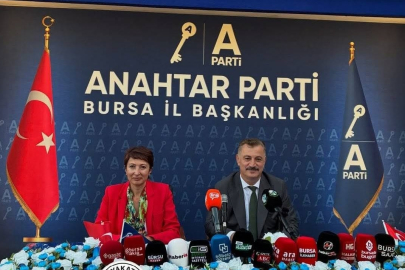 Anahtar Parti Bursa Teşkilatı Yeşilyayla'da Vatandaşlarla Buluştu: "Türkiye'nin Anahtarı Milletimizin Elindedir"